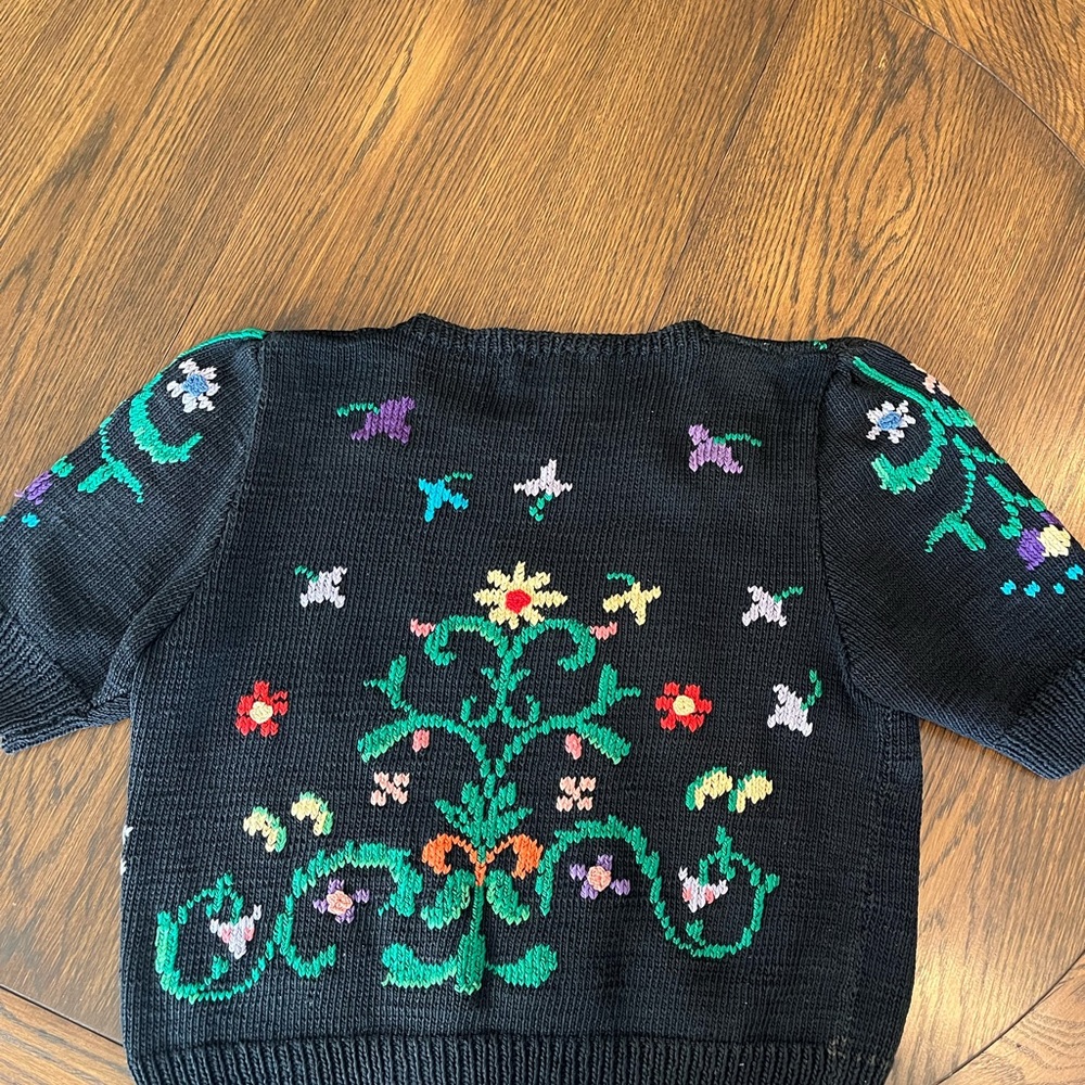 Ladies Handknit Berek spring sweater, small